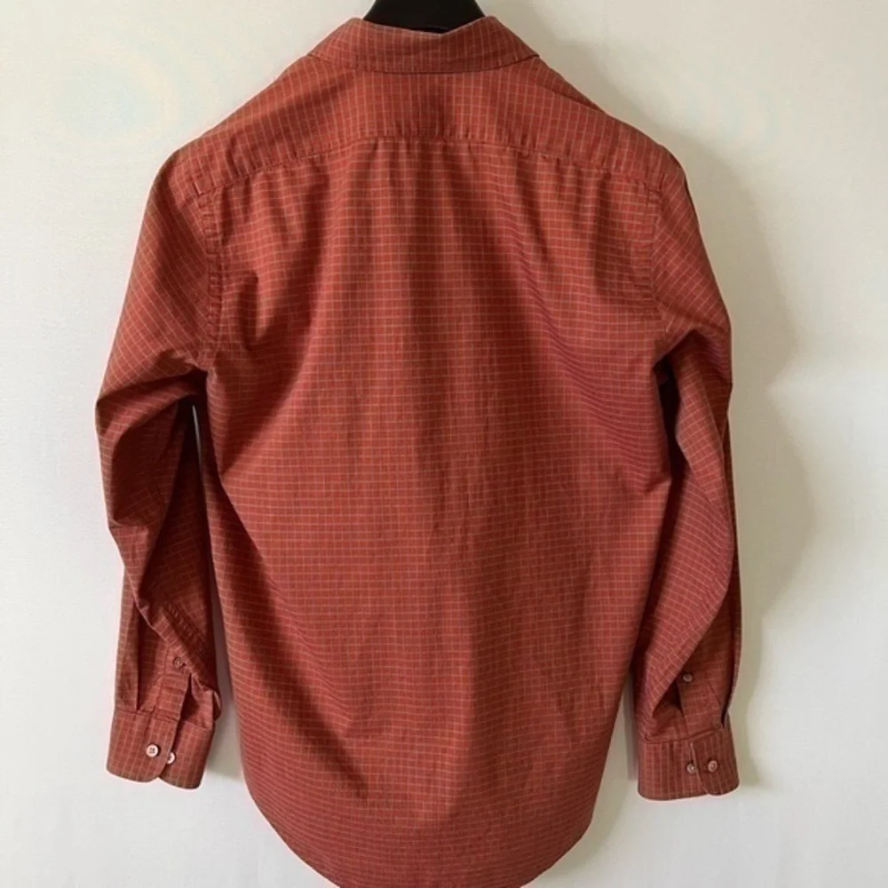 Banana Republic, mens long sleeved cotton button down shirt, size S, rust color